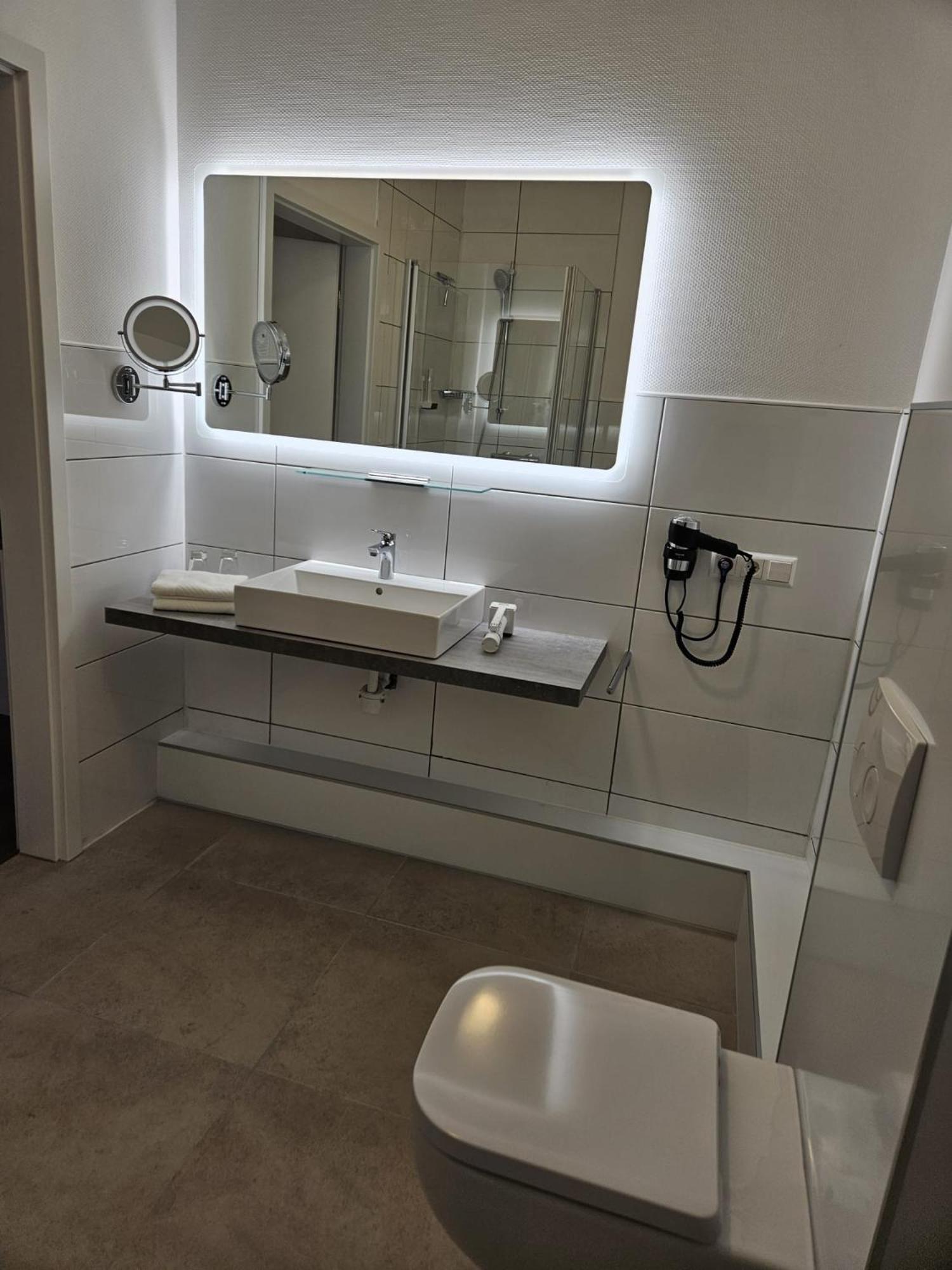 Hotel Zur Post Neubruchhausen Екстер'єр фото