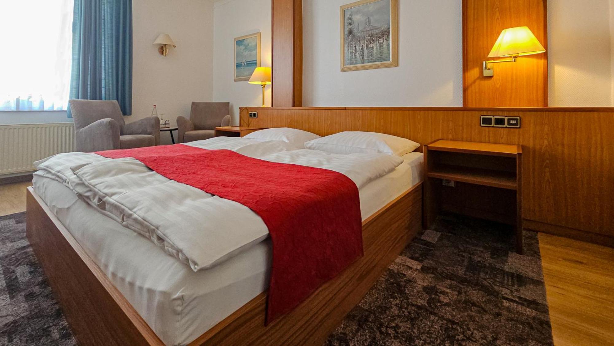 Hotel Zur Post Neubruchhausen Екстер'єр фото