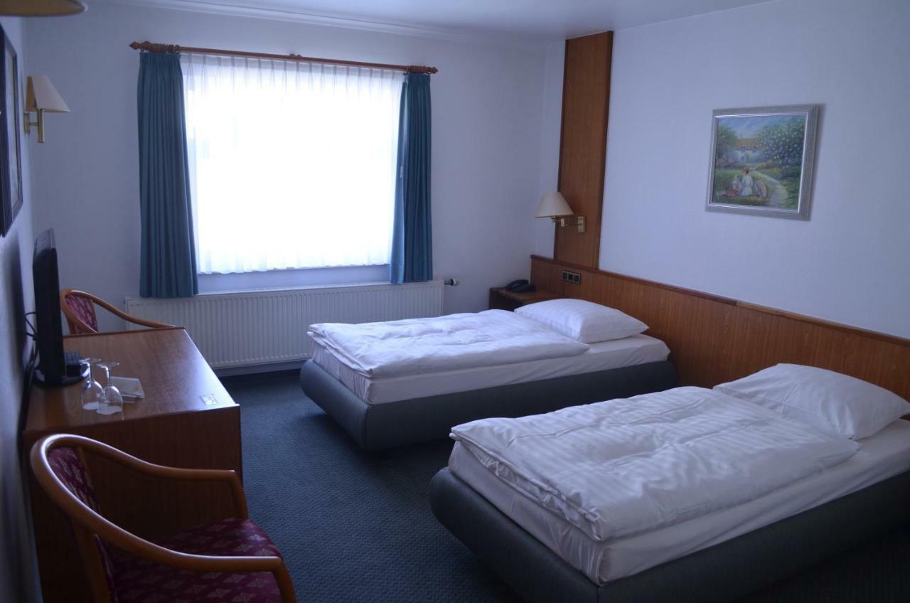 Hotel Zur Post Neubruchhausen Екстер'єр фото
